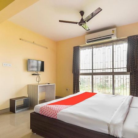 Oyo 8125 Orchid Inn Калькутта Экстерьер фото